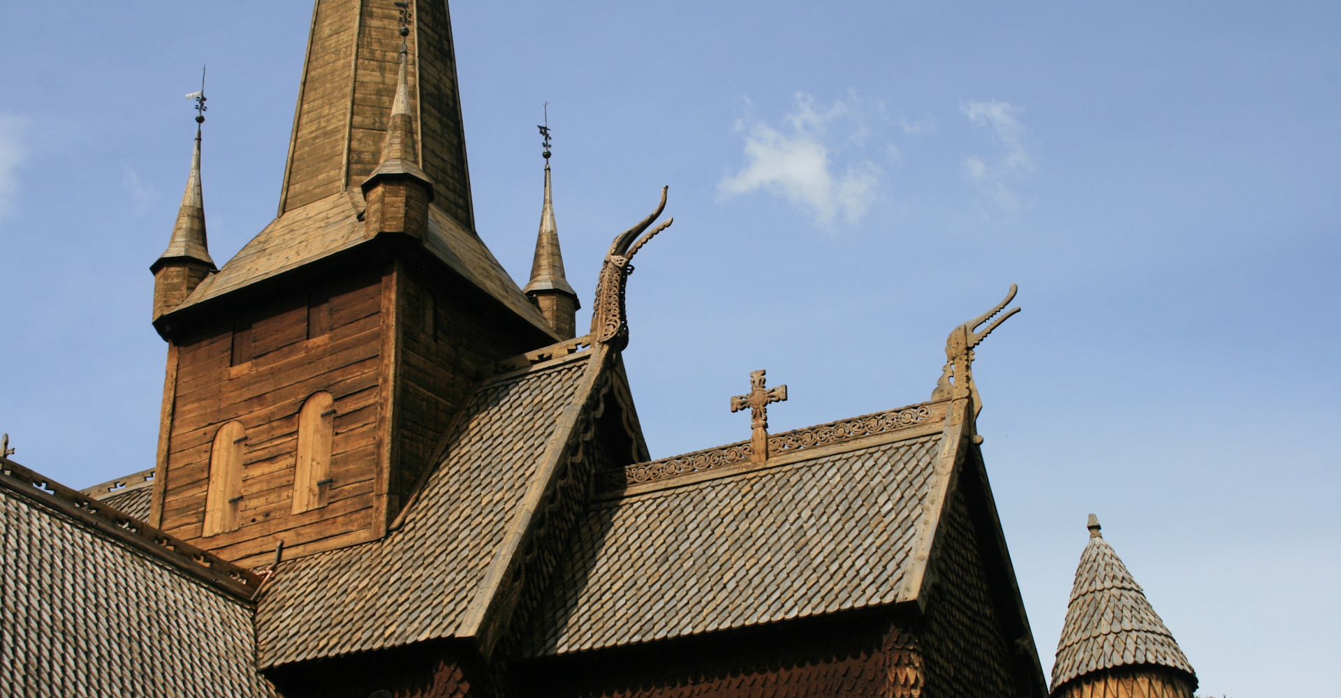 003 Lom stavkirke - Foto Geir Johansen.jpg
