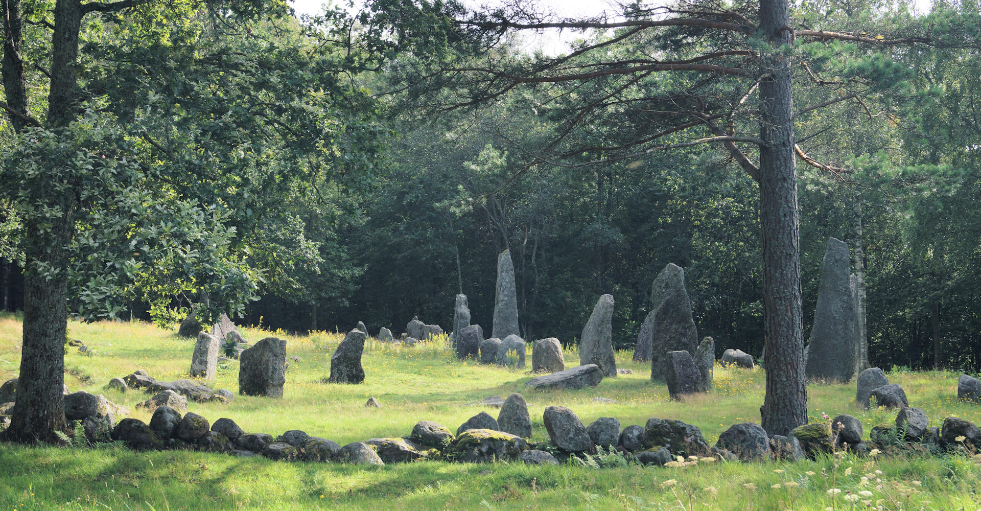 001 Istrehågen gravplass - Foto Geir Johansen.jpg