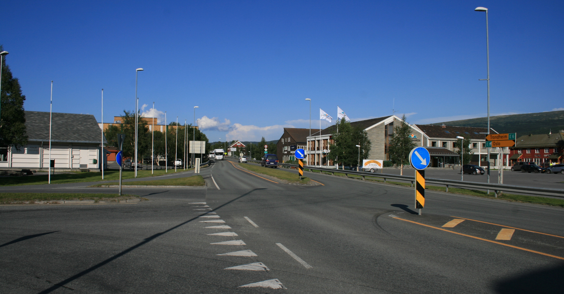 på tur inn i Oppdal fra sør-foto Geir Johansen.jpg