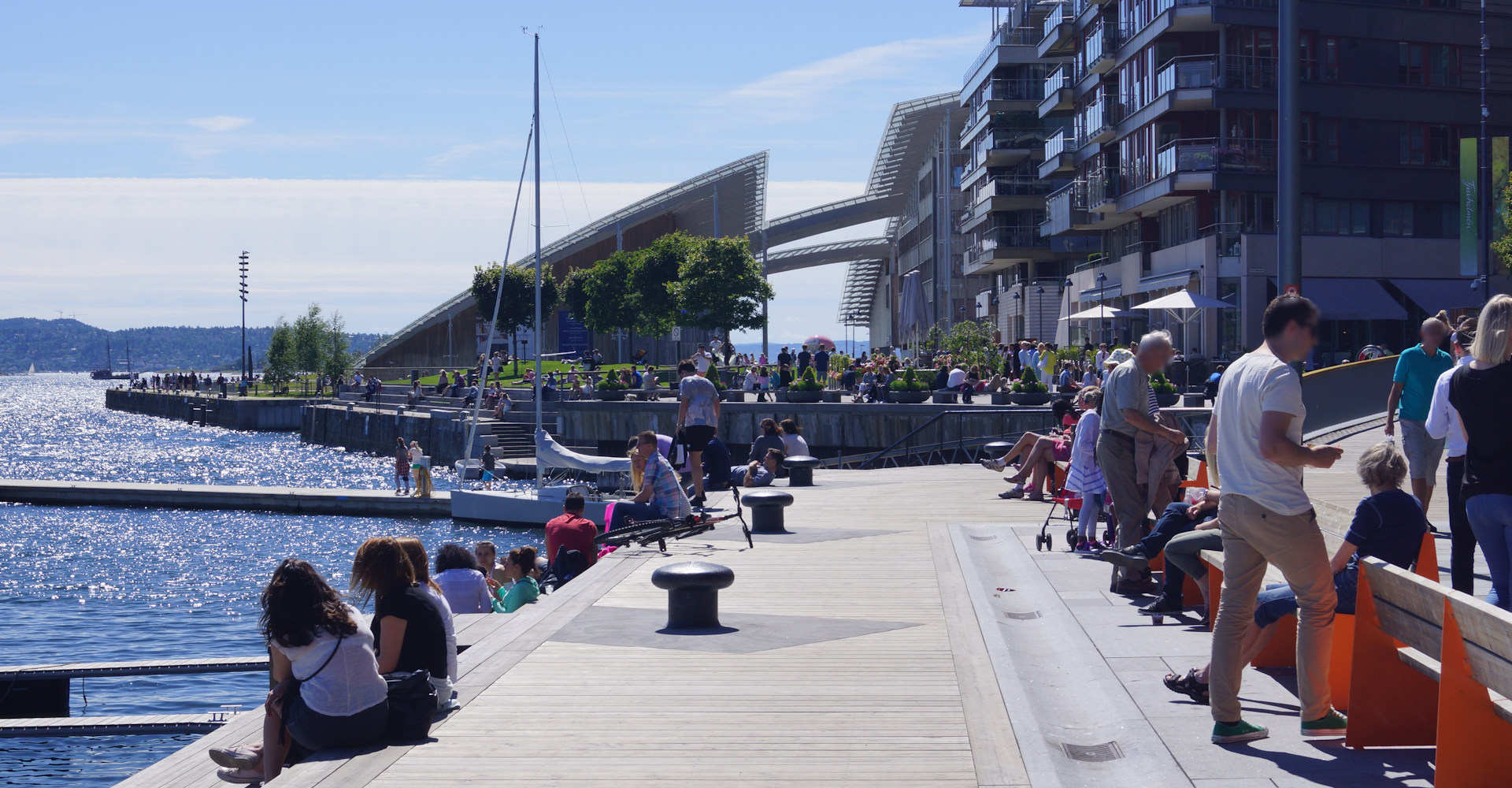 011 Tjuvholmen rett fram - Foto Geir Johansen.jpg