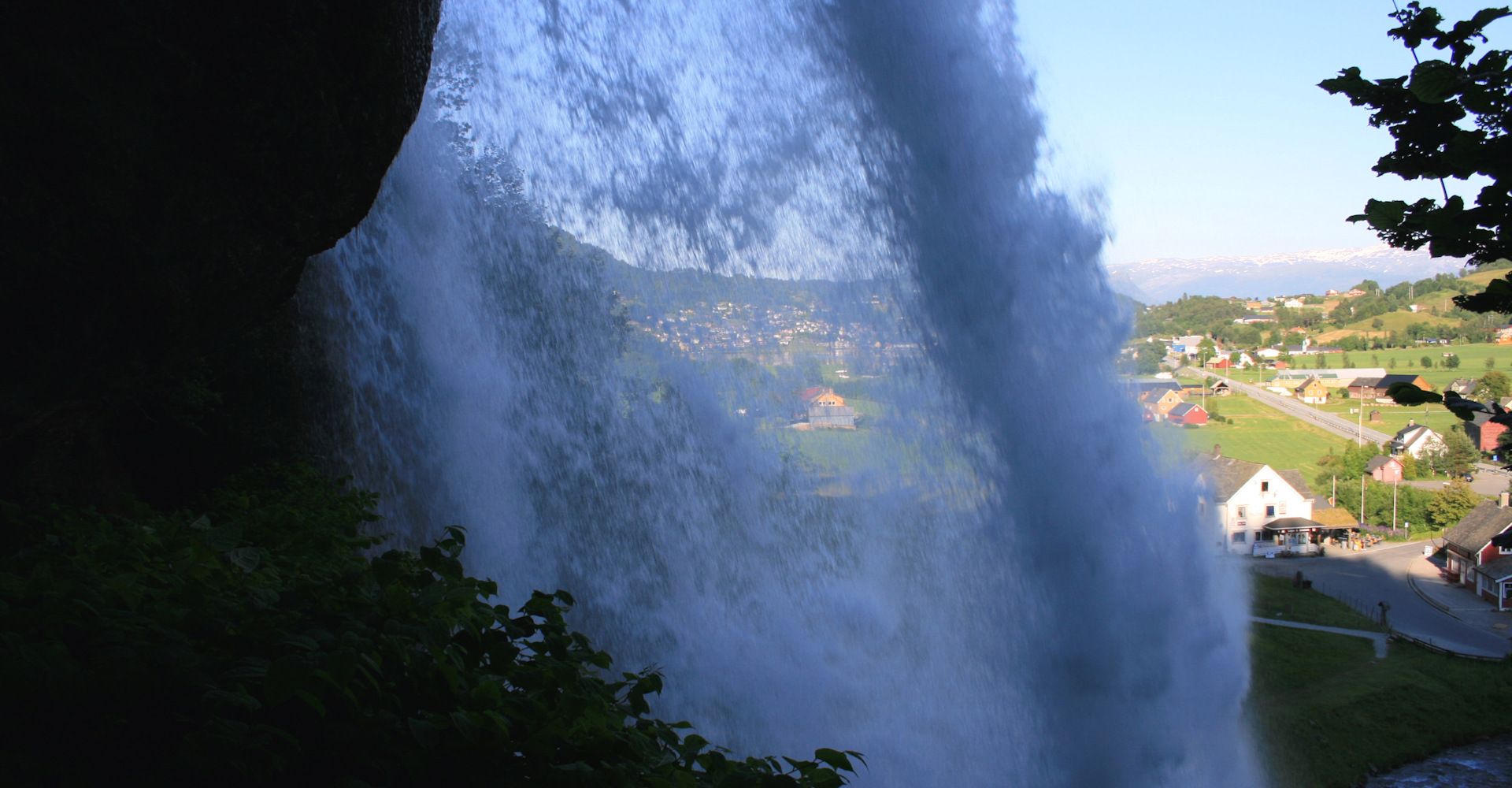003 Steinsdalsfossen - Foto Geir Johansen.jpg