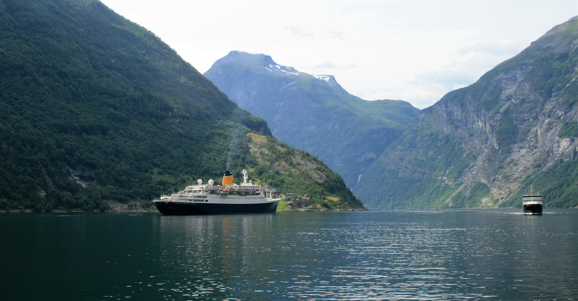 002 Geirangerfjorden - Foto Geir Johansen.jpg
