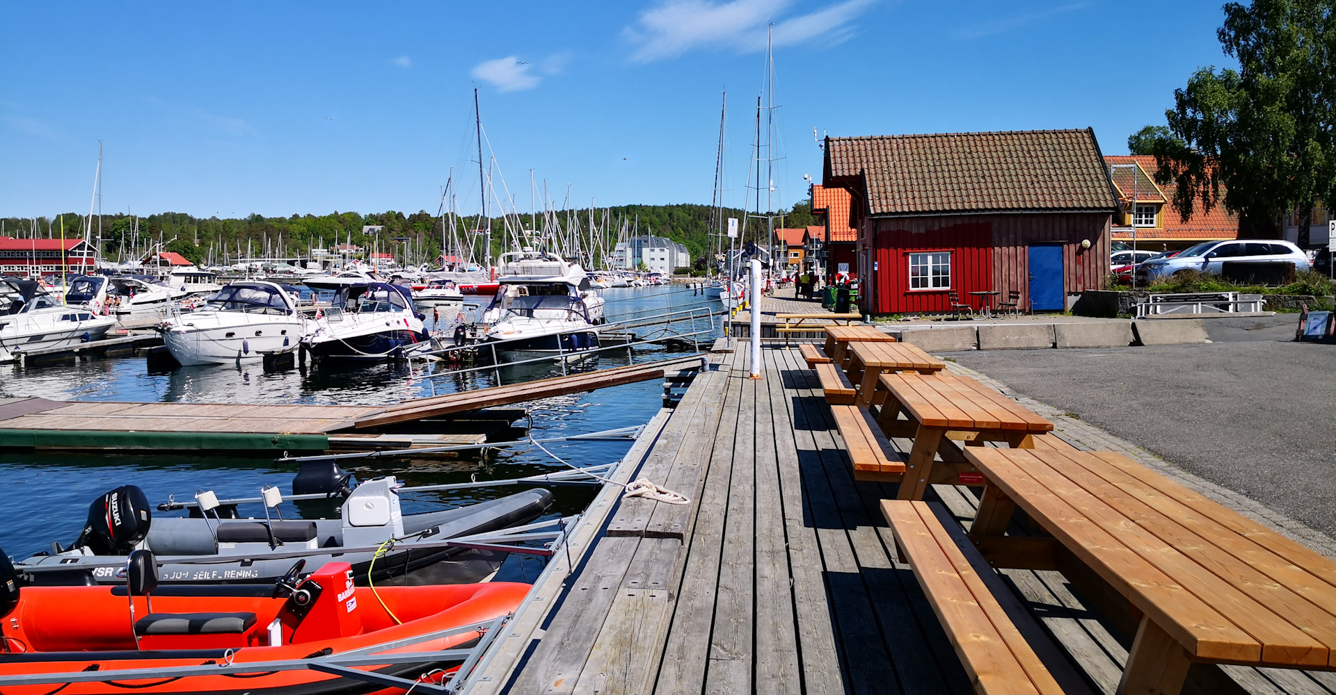 011 Langs havnepromenaden 2-foto Geir Johansen.jpg