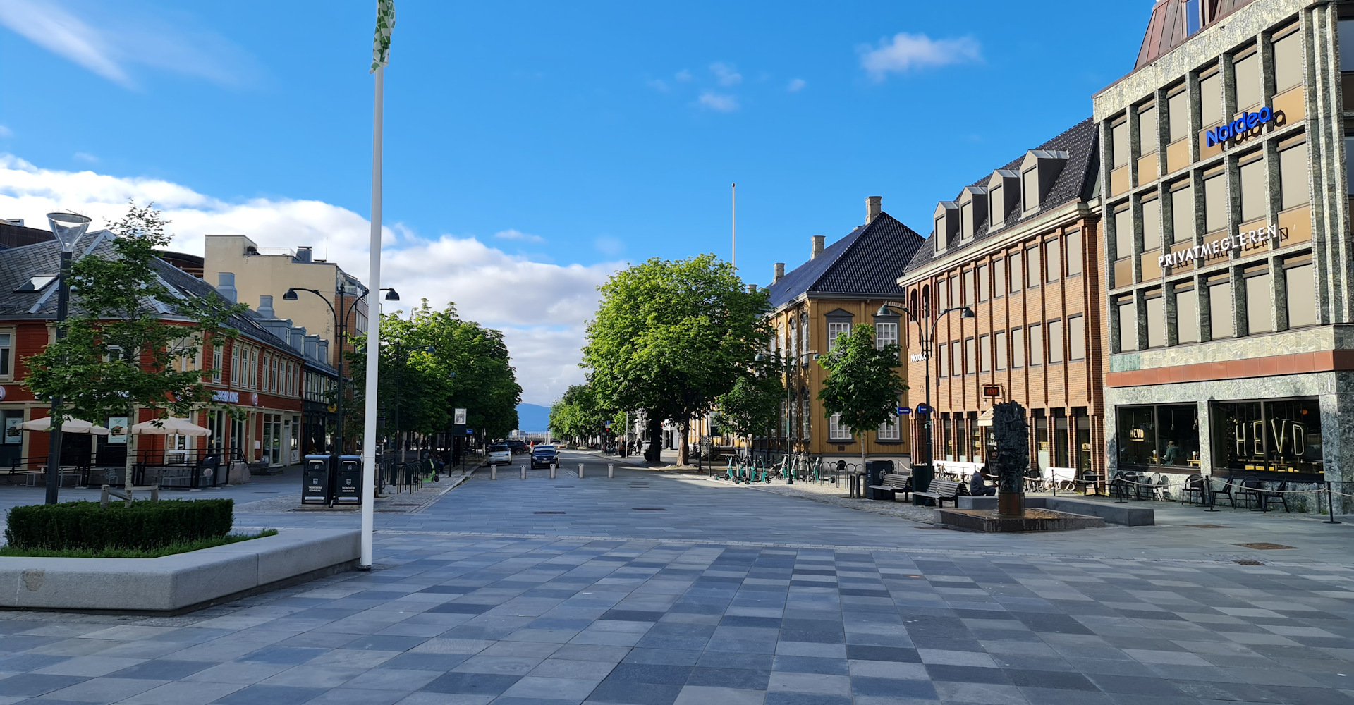 Trondheim 003 munkegata mot fjorden-fotoGeir_Johansen.jpg