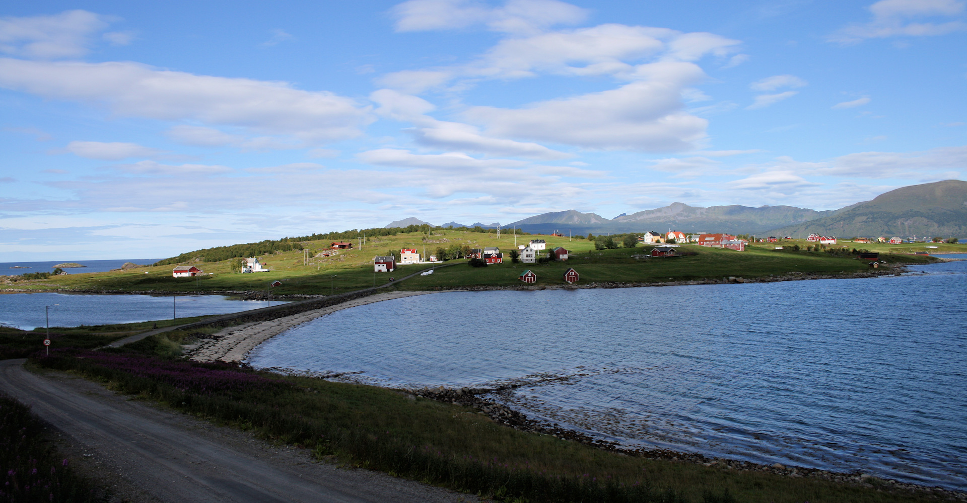 018 Holdøya med utsikt mot vesterålen- foto Geir Johansen.jpg