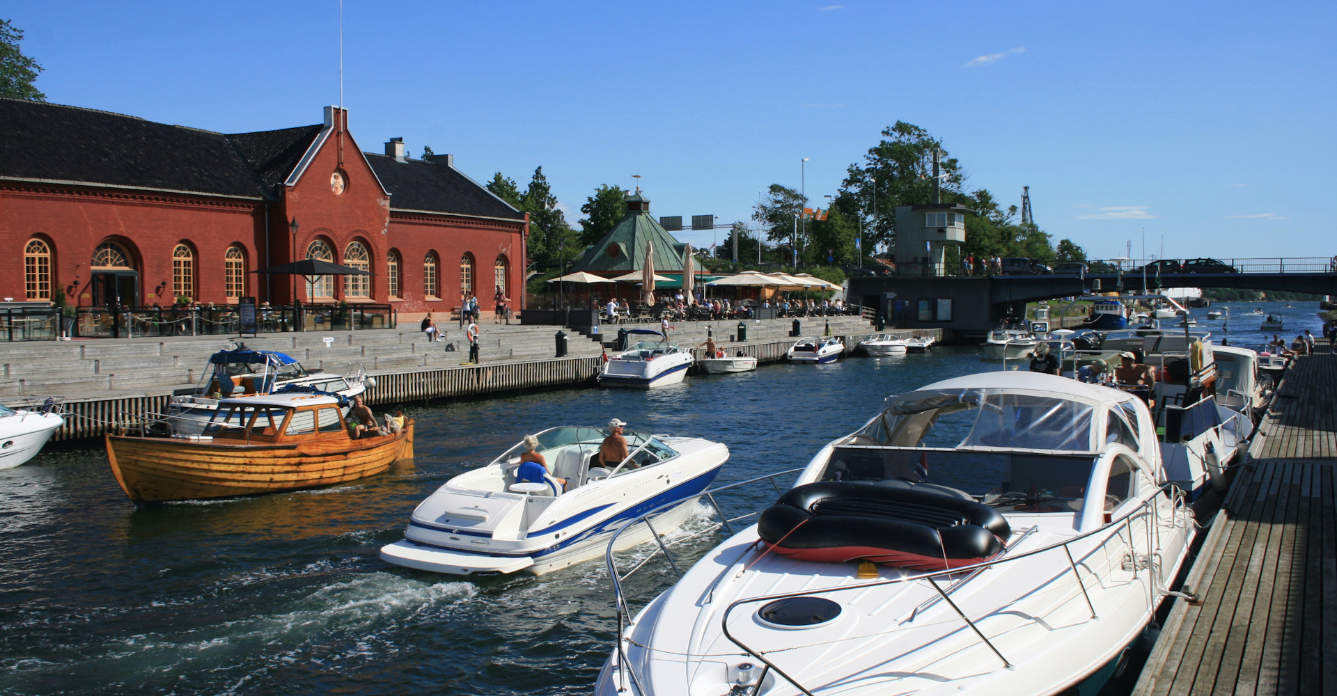 018 Kanalen mellom sentrum og Jeløya-foto Geir Johansen.jpg