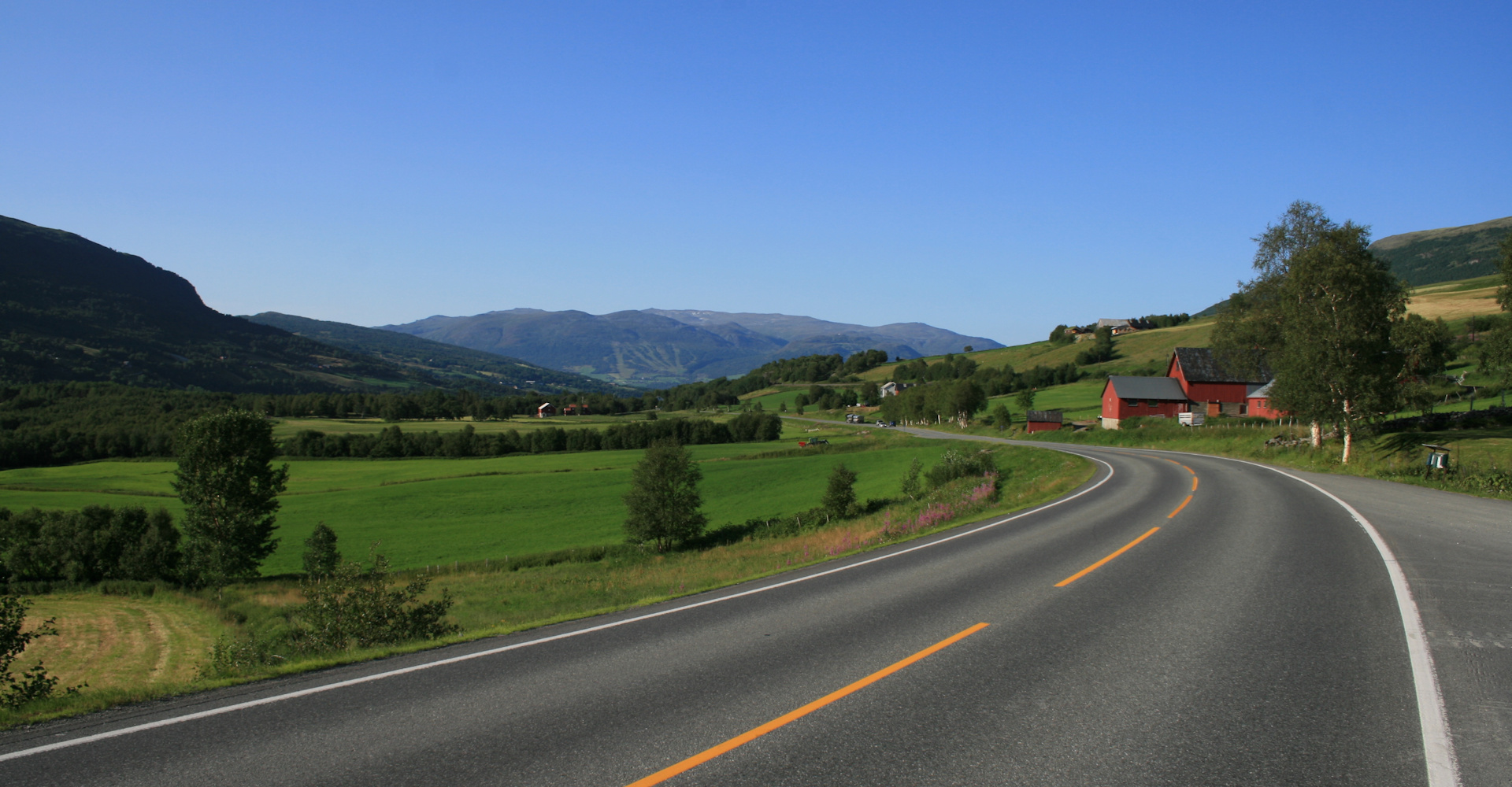 Langs veien til Oppdal-foto Geir Johansen.jpg