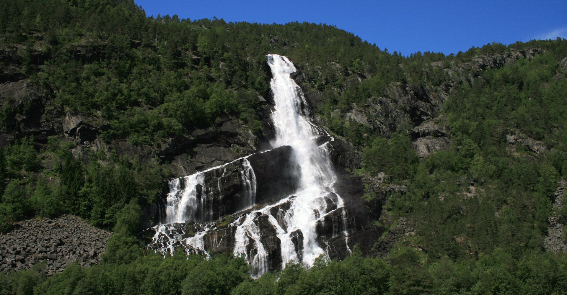 001 Vidfoss i Oddadalen - Foto Geir Johansen.jpg