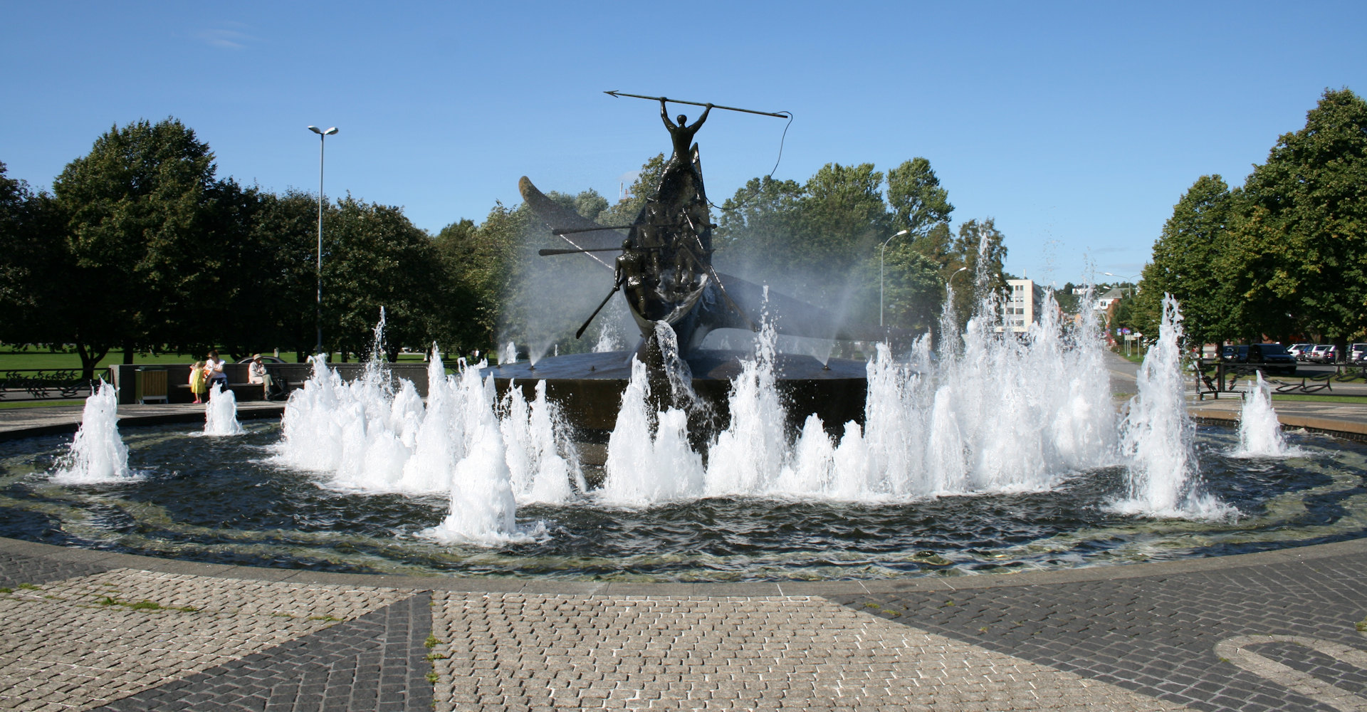 002 Hvalfangstmonumentet - Foto Geir Johansen.jpg