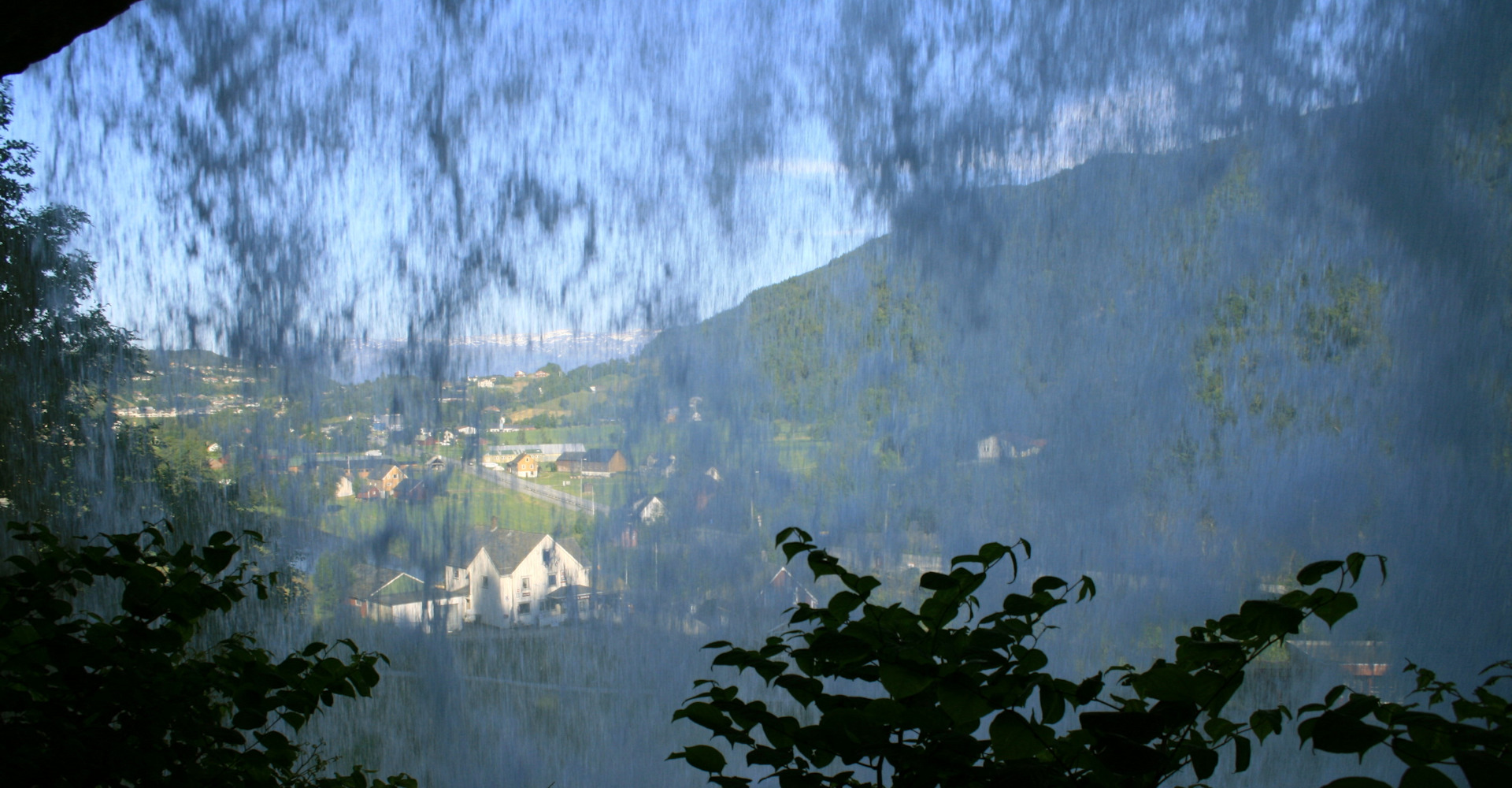 001 Steinsdalsfossen - Foto Geir Johansen.jpg