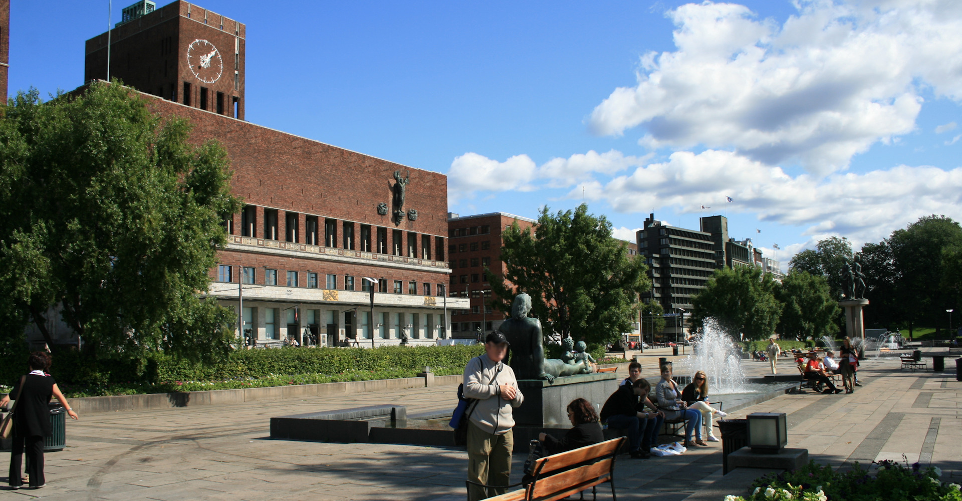 021 Rådhsplassen ved havnen-foto Geir Johansen.jpg