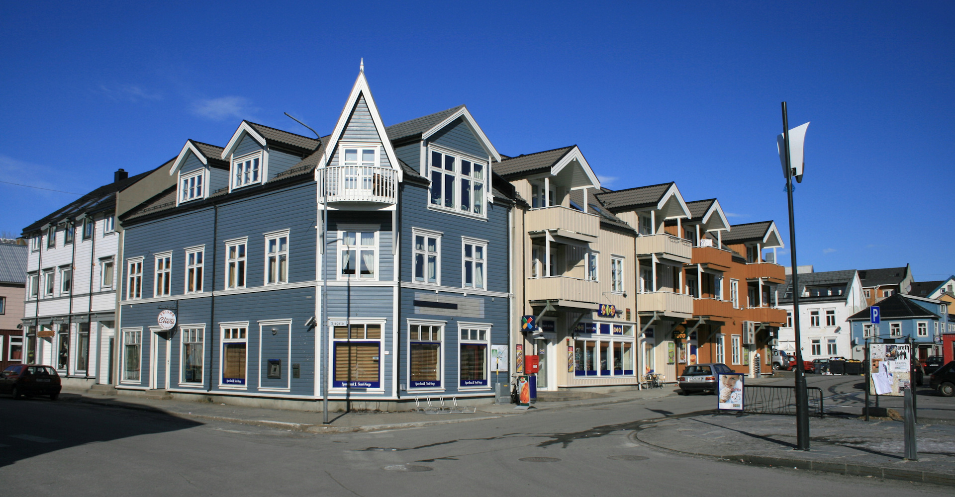 006 Kabelvåg - Arkitektur i sentrum- foto Geir Johansen.jpg