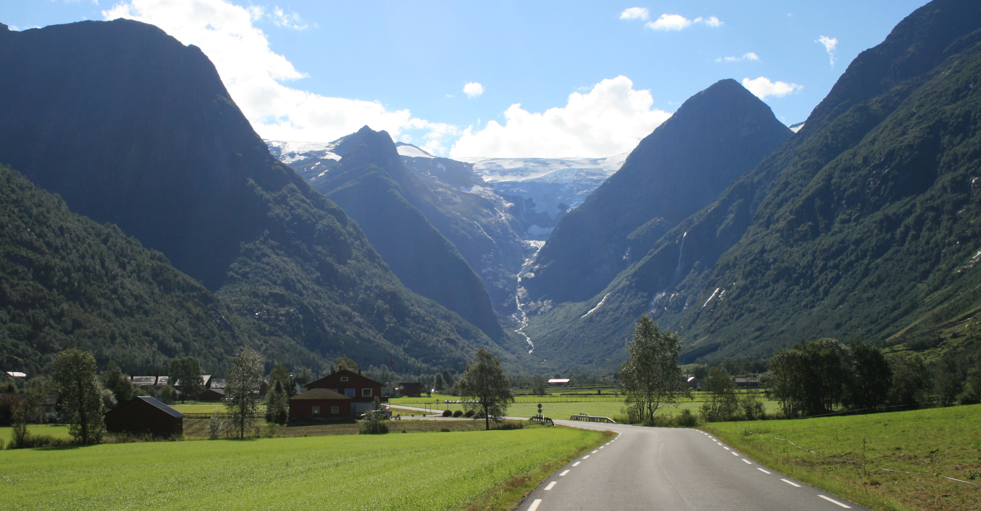 010 B Innerst i Oldedalen-foto Geir Johansen.jpg