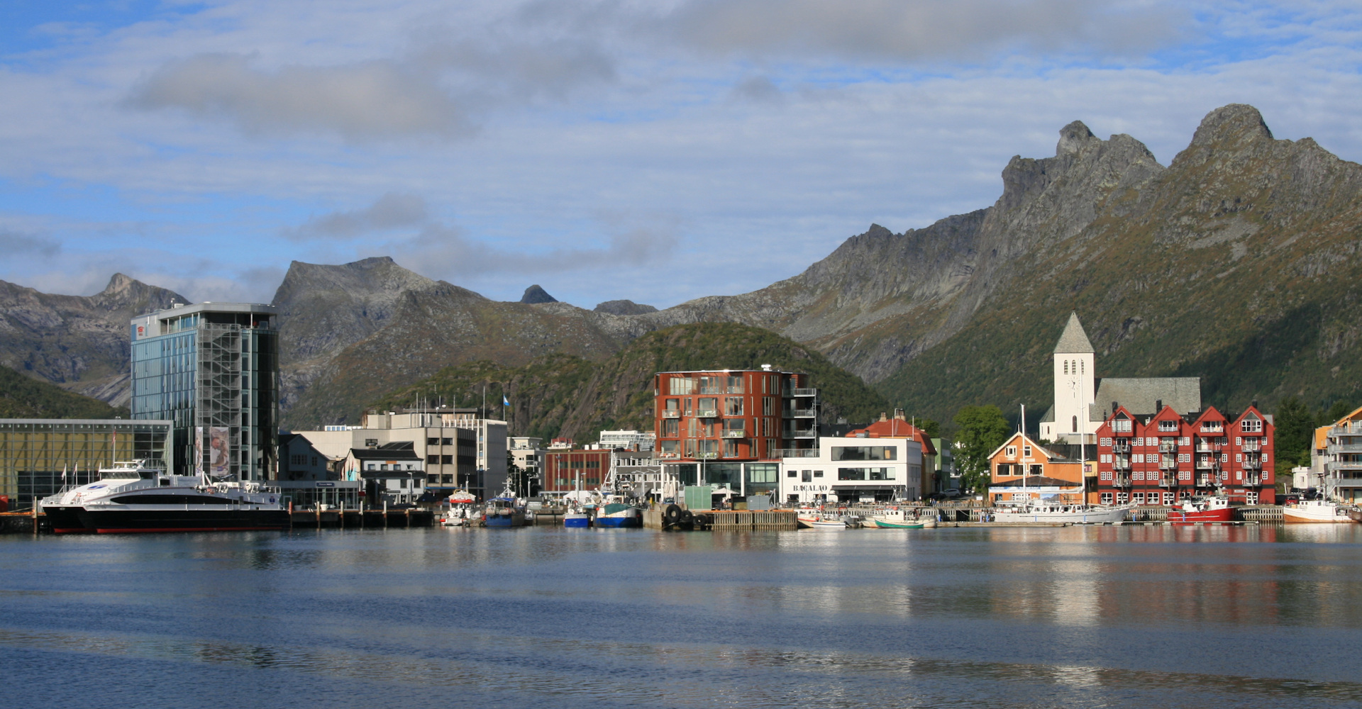 023 Lofoten - Svolvær 2 - foto Geir Johansen.jpg