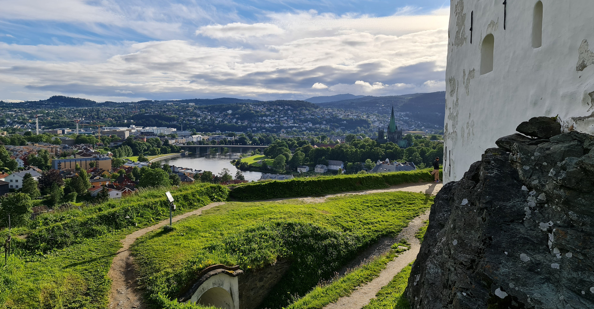 byen og nidarosdomen-foto Geir Johansen.jpg