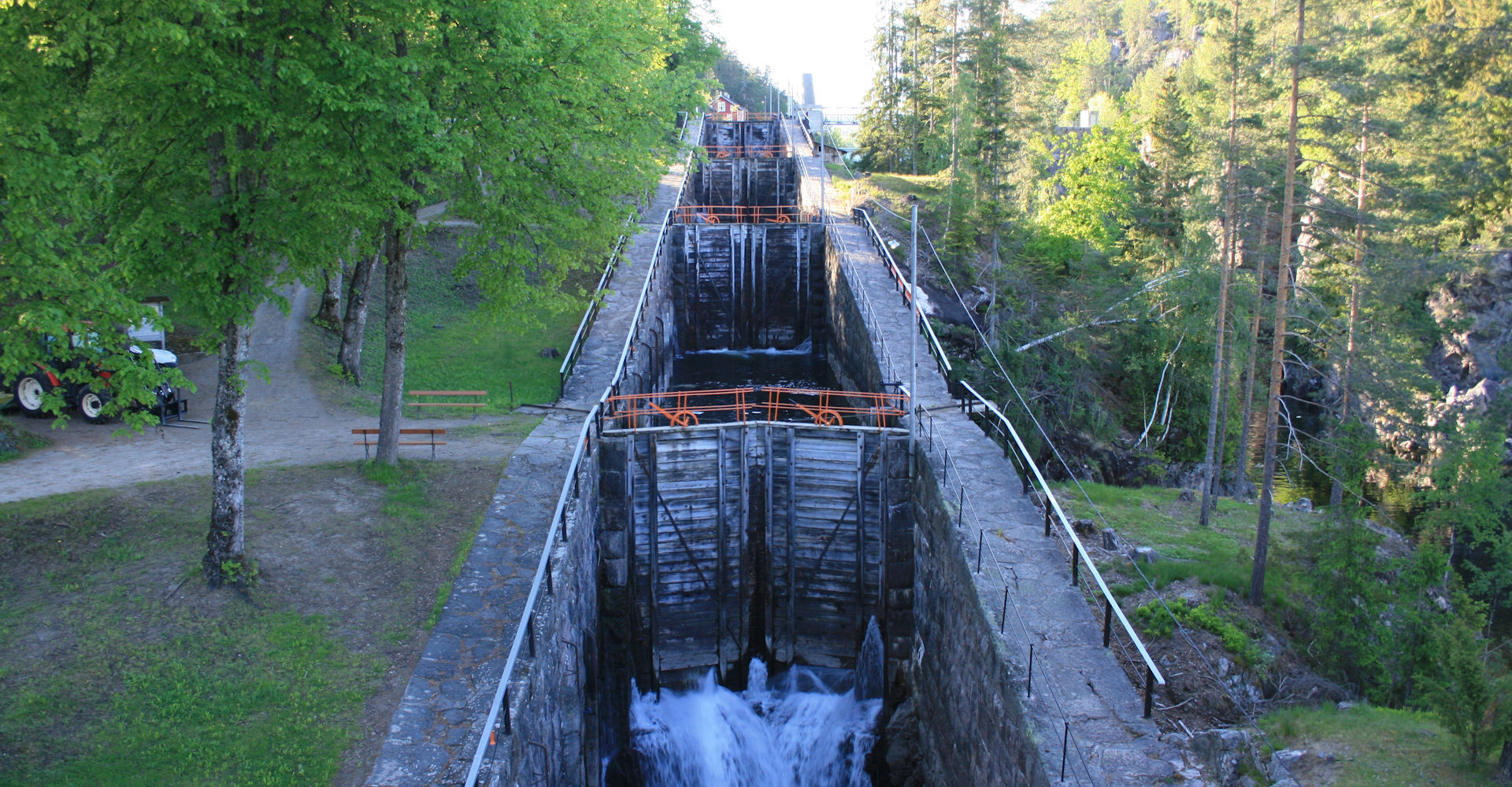001 Vrangfoss Sluser - Foto Geir Johansen.jpg