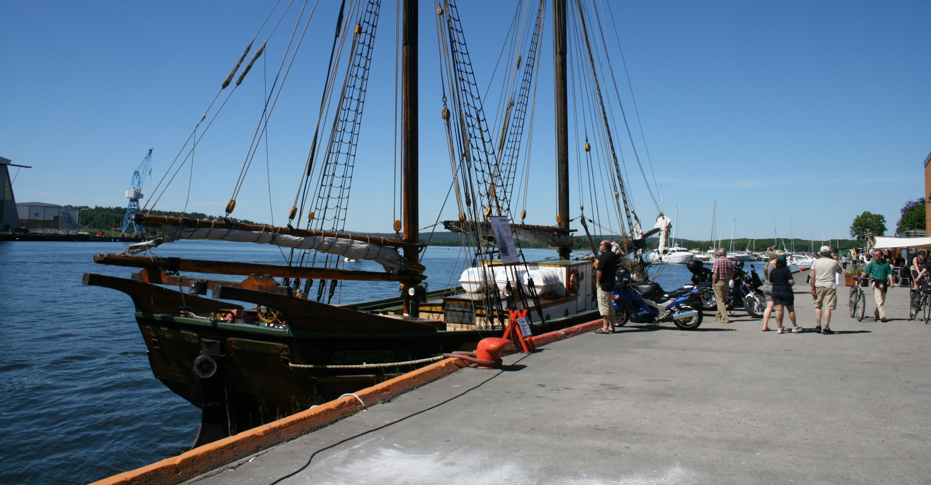 007  langs kaipromenaden-foto Geir Johansen.jpg