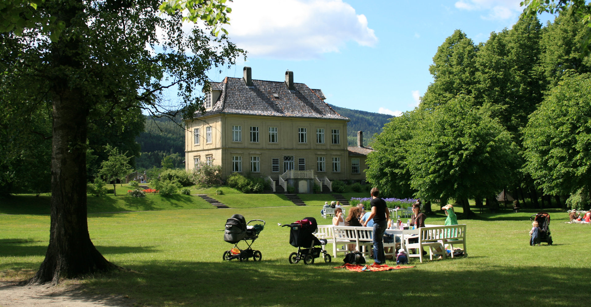 001 Gulskogen gård - Foto Geir Johansen.jpg