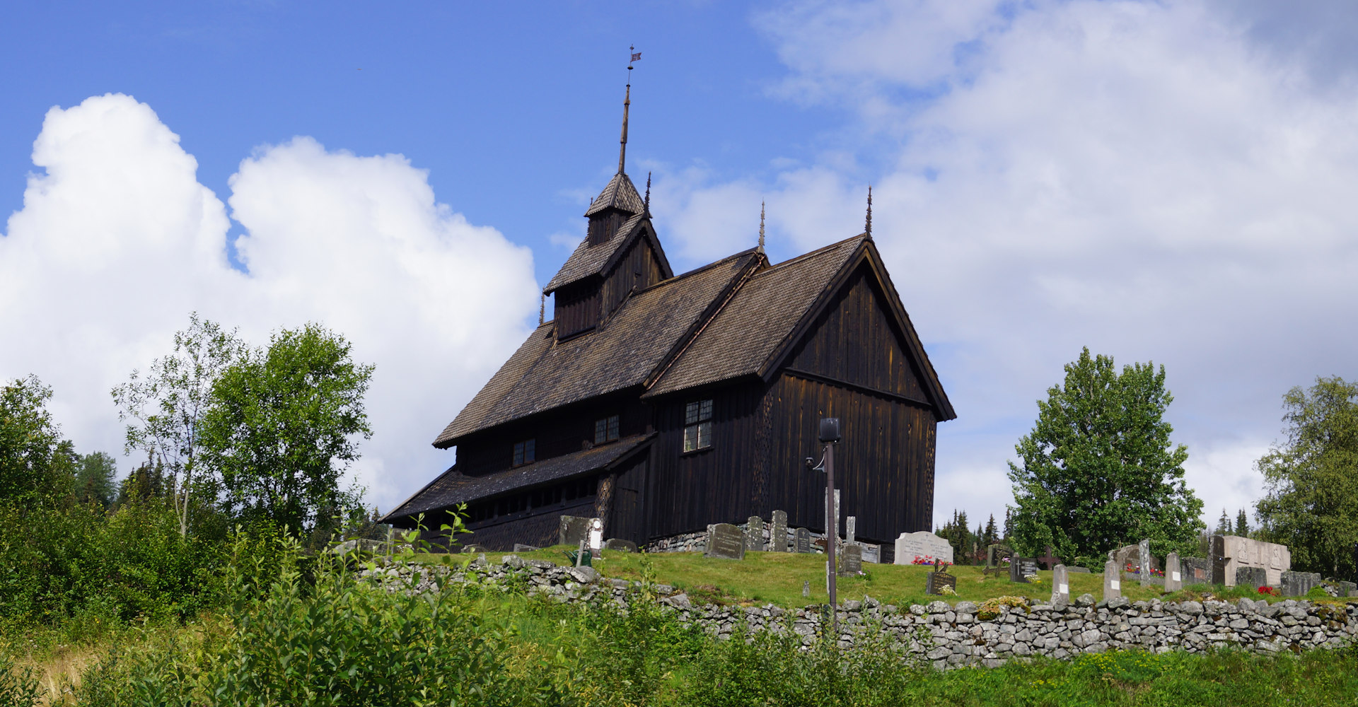 000 Eidsborg stavkirke - Foto Geir Johansen.jpg