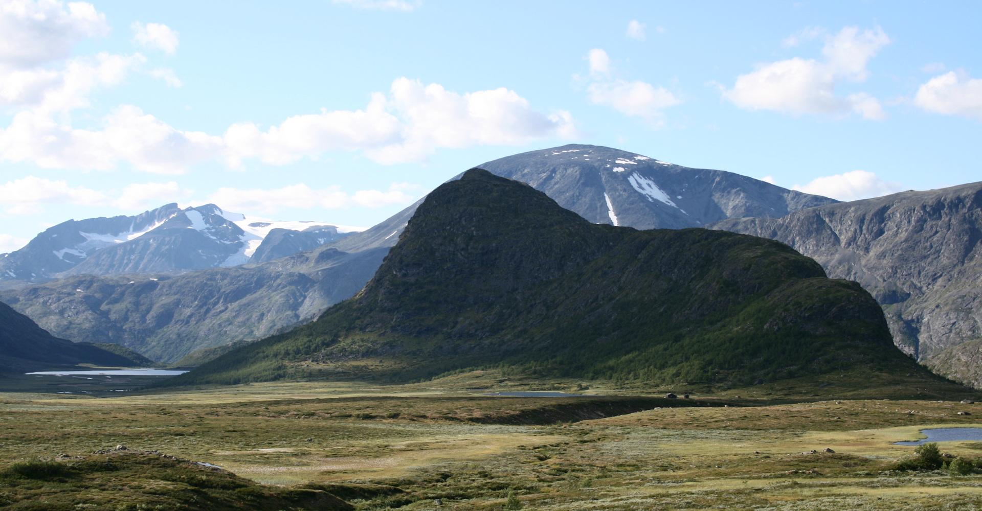 011 Knutshøe og Besseggen- Foto Geir Johansen.jpg