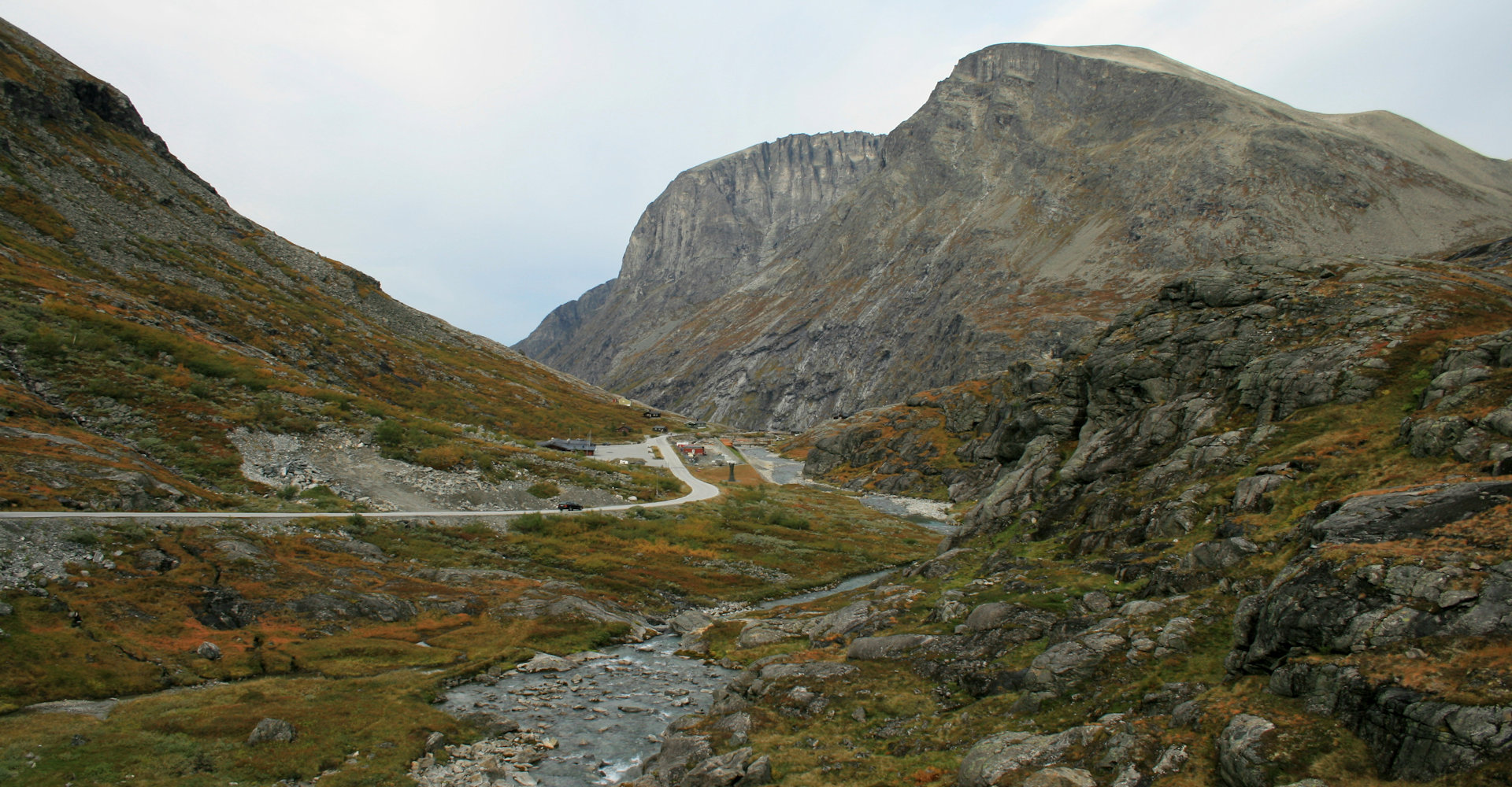 013 Trollstigen - Toppe av Stigøra - Foto Geir Johansen.jpg