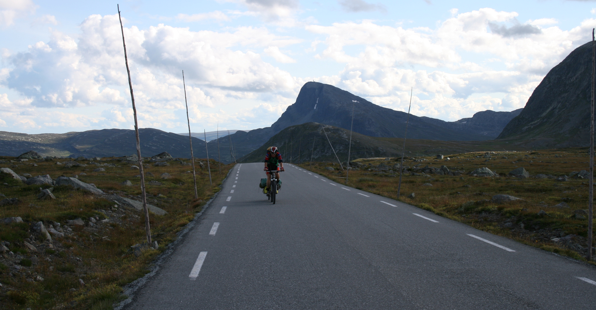 0004 Over Valdresflya på sykkel-foto Geir Johansen.jpg