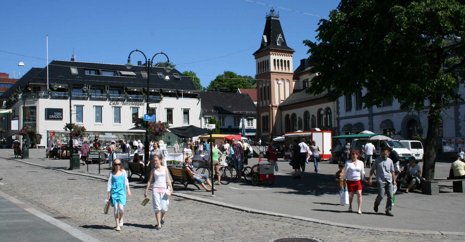 002 litt av torget-foto Geir Johansen.jpg