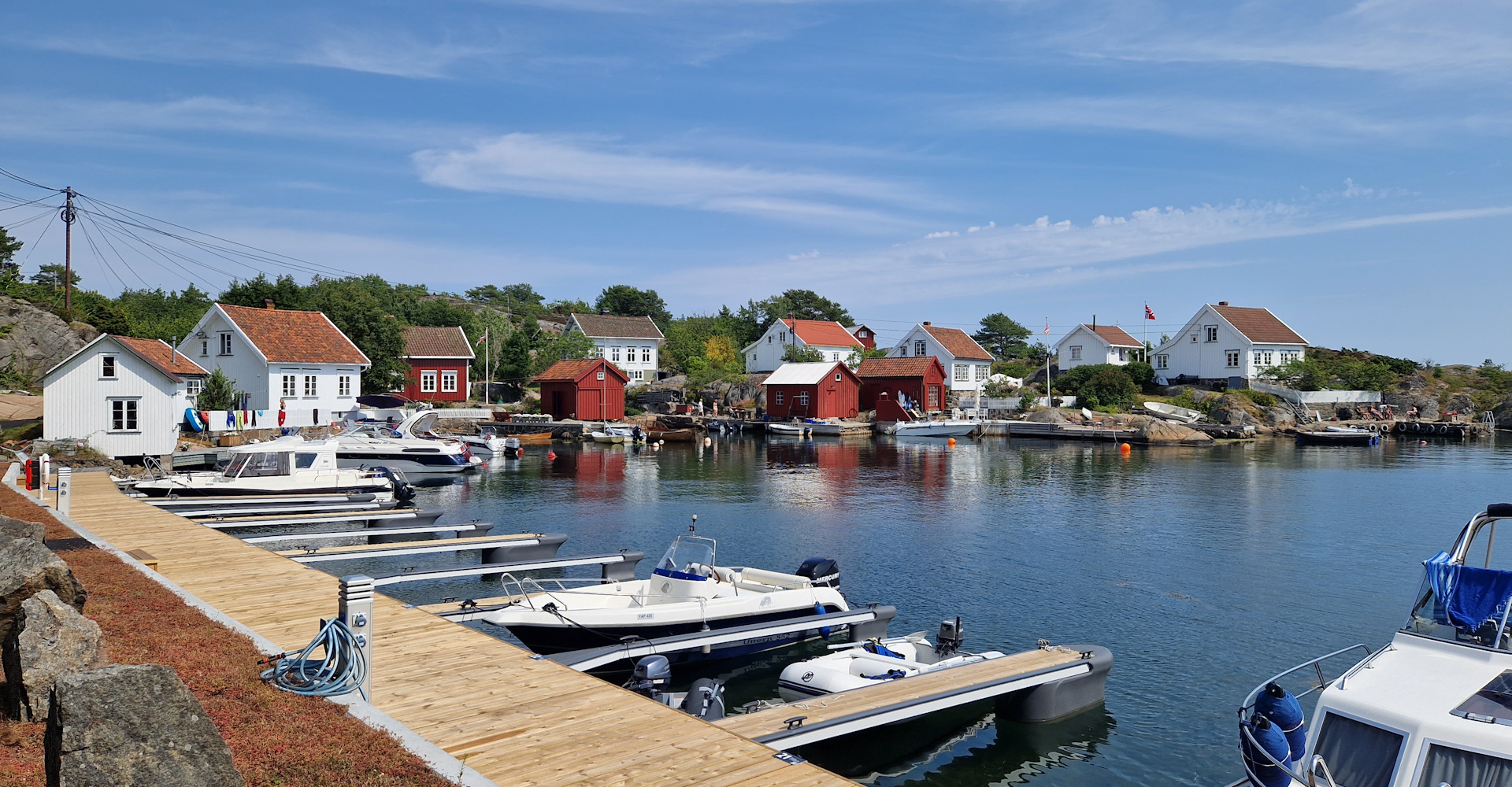 Øytangen brygge på Sandsøya-foto Maritta85.jpg