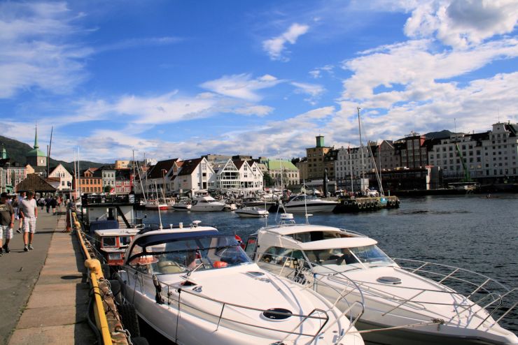 Mot sentrum langs bryggen-foto Geir Johansen.jpg