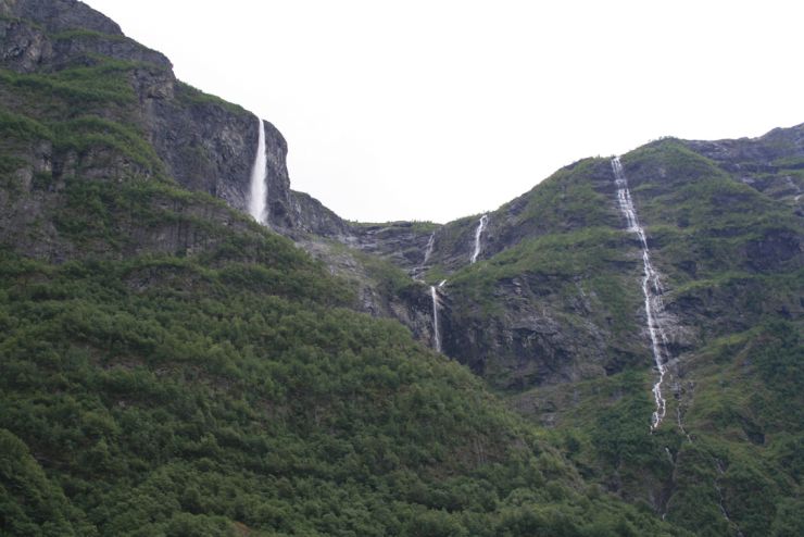 IMG_3033_Kjelfossen-foto_Geir_Johansen.jpg