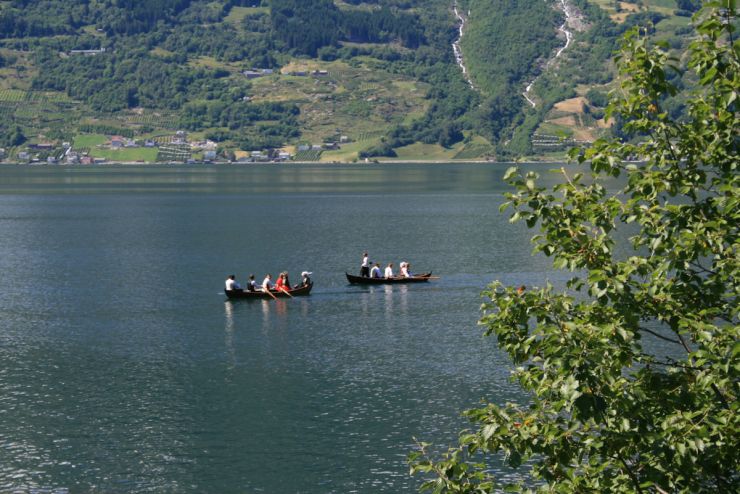 Moderne brudeferden i Hardanger-foto Geir Johansen.jpg