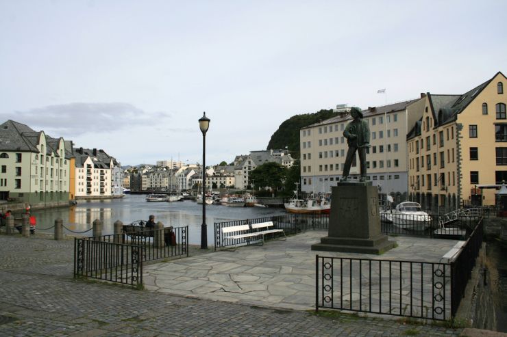 Ålesundet mot sentrum fra Jugendstilsenteret-foto Geir Johansen.jpg