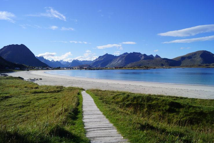 Lofotens_hvite_strender_001_-_Ramberg_-_Foto_Geir_Johansen.jpg
