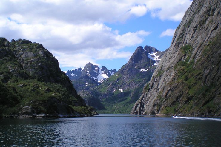 001 Trollfjorden - foto Carlos Delgado.jpg