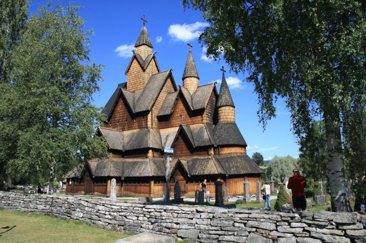 Heddal stavkirke - Foto Geir Johansen.jpg