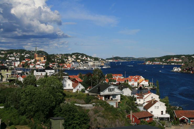 Mot arendal-fjorden-og-tromøy-foto Geir Johansen.jpg