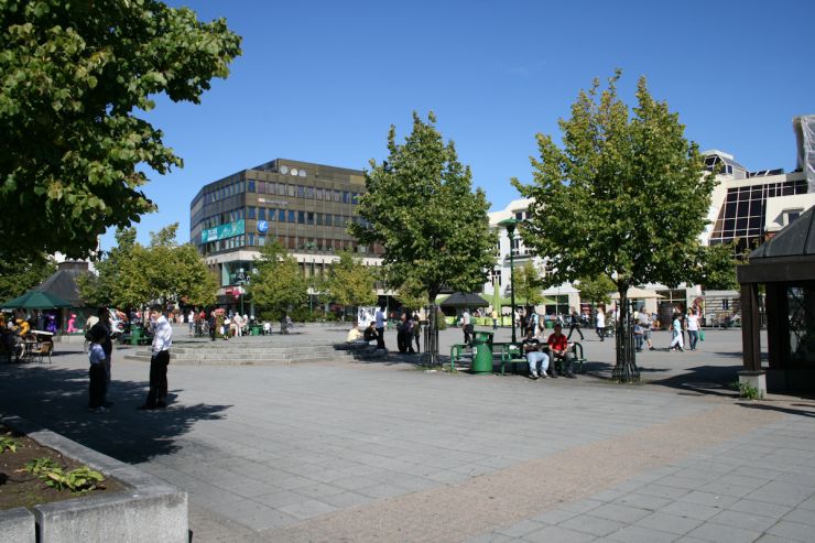 Sentrum og torget-foto Geir Johansen.jpg