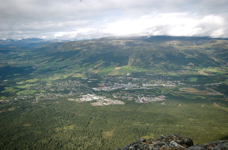 Oppdal fra Almannberget - foto Håvard Berland.jpg