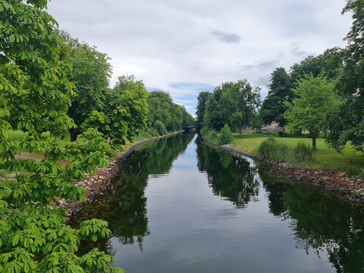 01 800 m lang kanal som skiller håkonsvern fra fastlandet-foto Geir Johansen.jpg