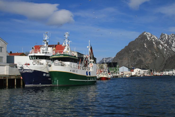 mderne fiskebåt og fiskebruk2-foto Geir Johansen.jpg